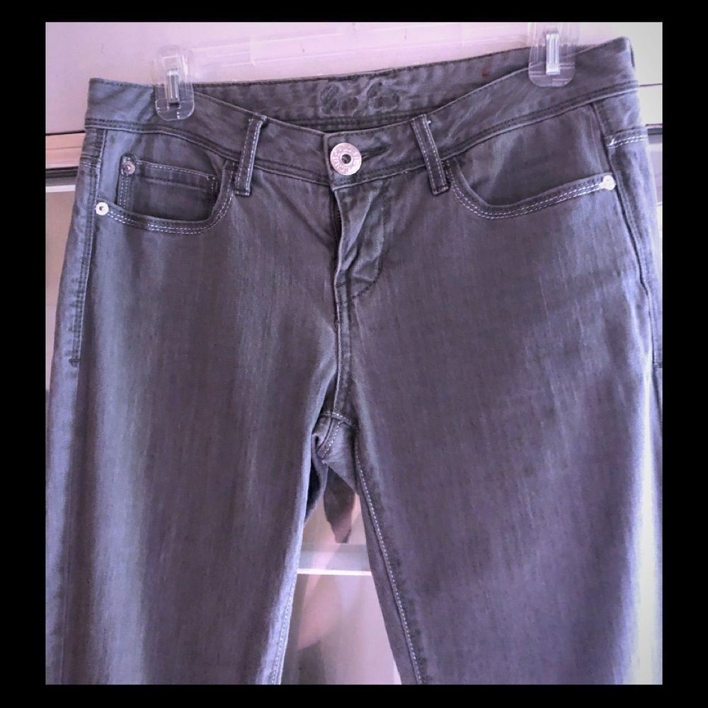 Guess Jeans vintage size28 is size 6 i believe